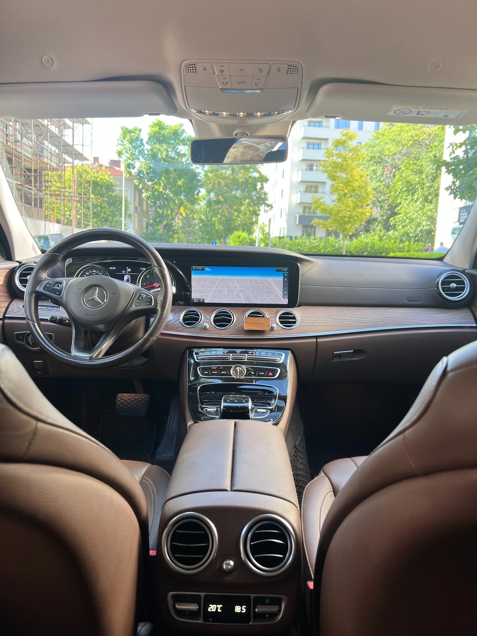 Mercedes-Benz E 350, снимка 14 - Автомобили и джипове - 55247941