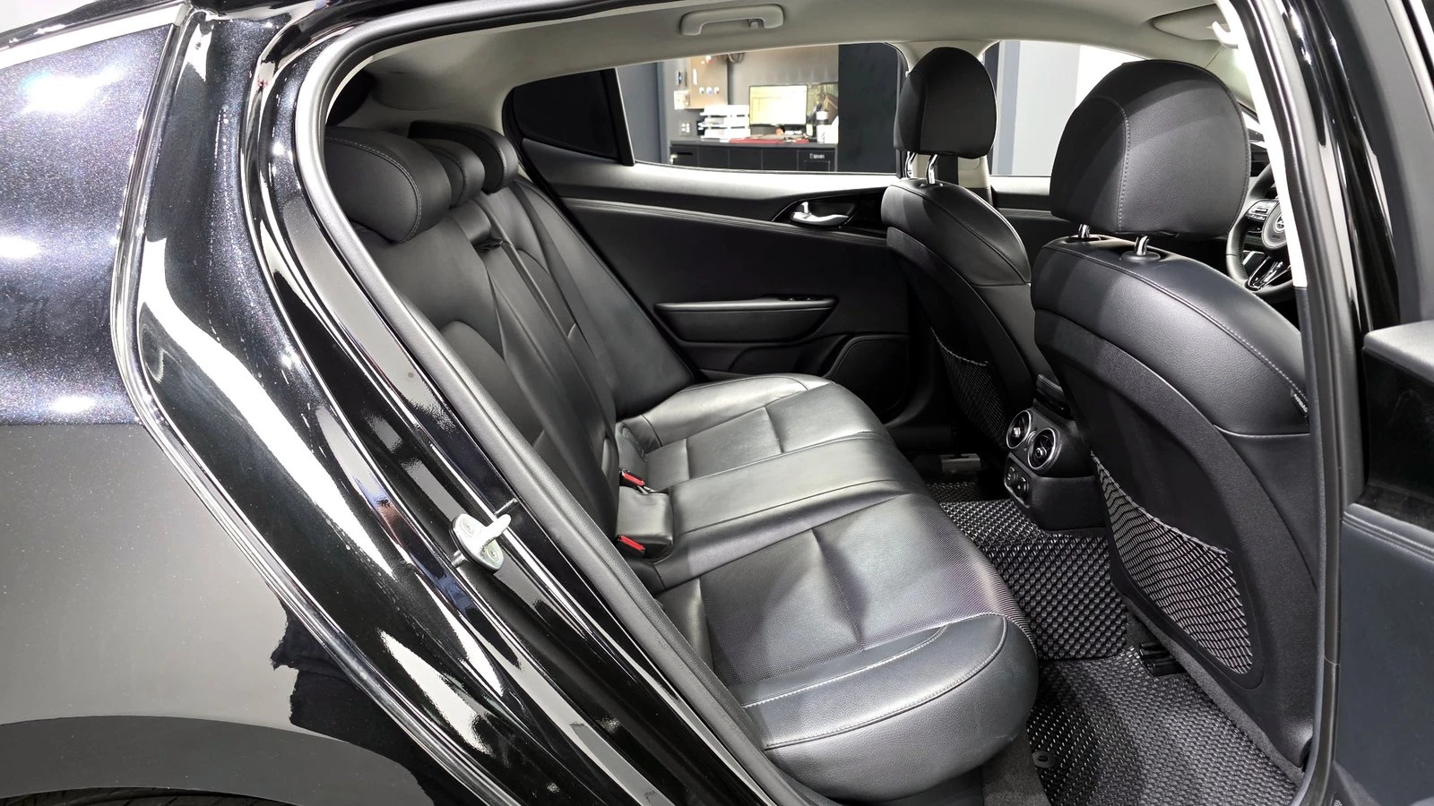 Kia Stinger 2.2d* HUD* ������� �����* ��. ��������* ������ ��� | Mobile.bg � ����������� 11