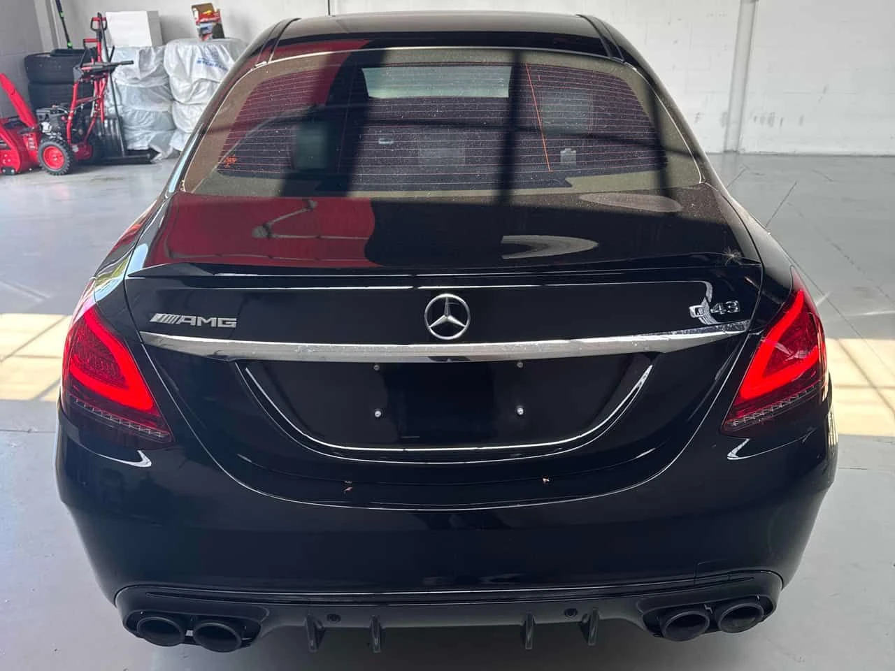 Mercedes-Benz C 43 AMG * 43 * АВТОКРЕДИТ БЕЗ ПЪРВОНАЧАЛНА ВНОСКА* , снимка 4 - Автомобили и джипове - 55427513