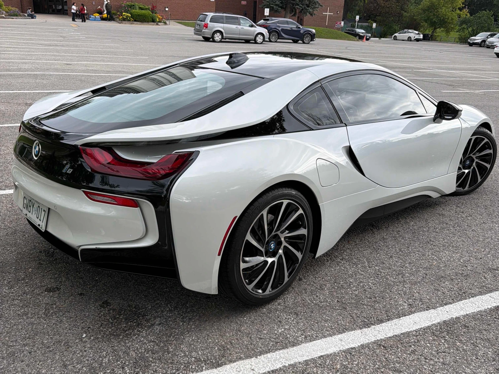 BMW i8 XDRIVE * ГЛАВНО ПРЕДСТАВИТЕЛСТВО * , снимка 5 - Автомобили и джипове - 56088937