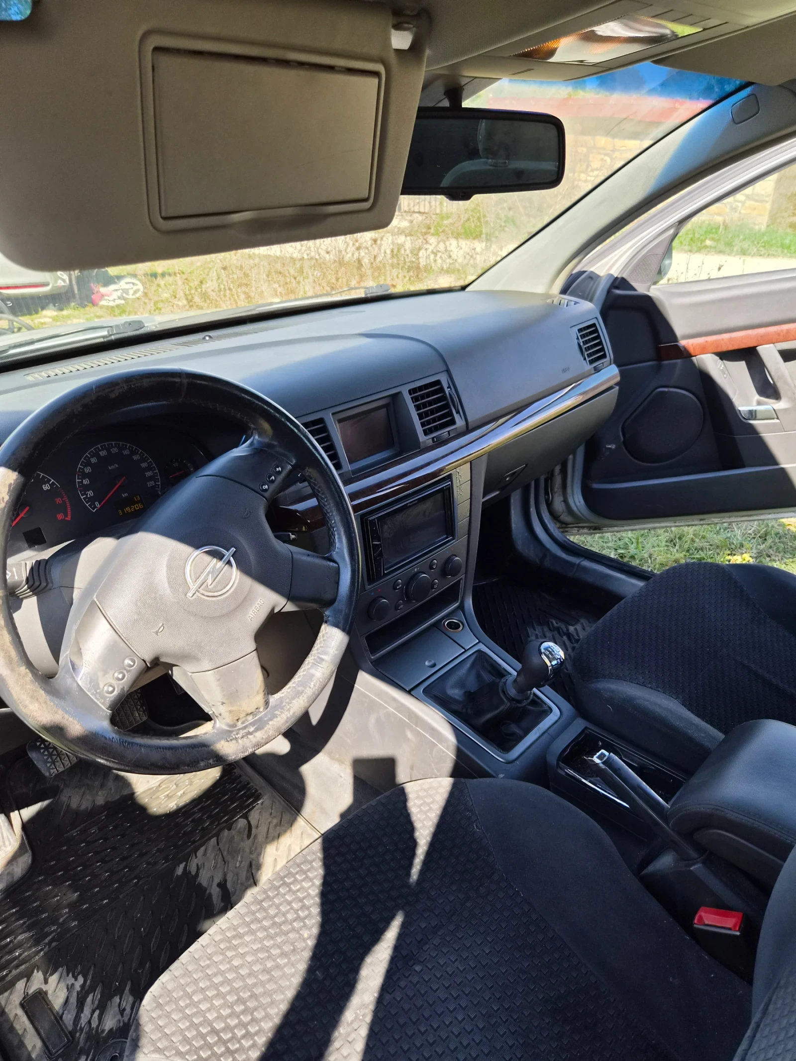 Opel Vectra 1.8 16V, снимка 16 - Автомобили и джипове - 56219089