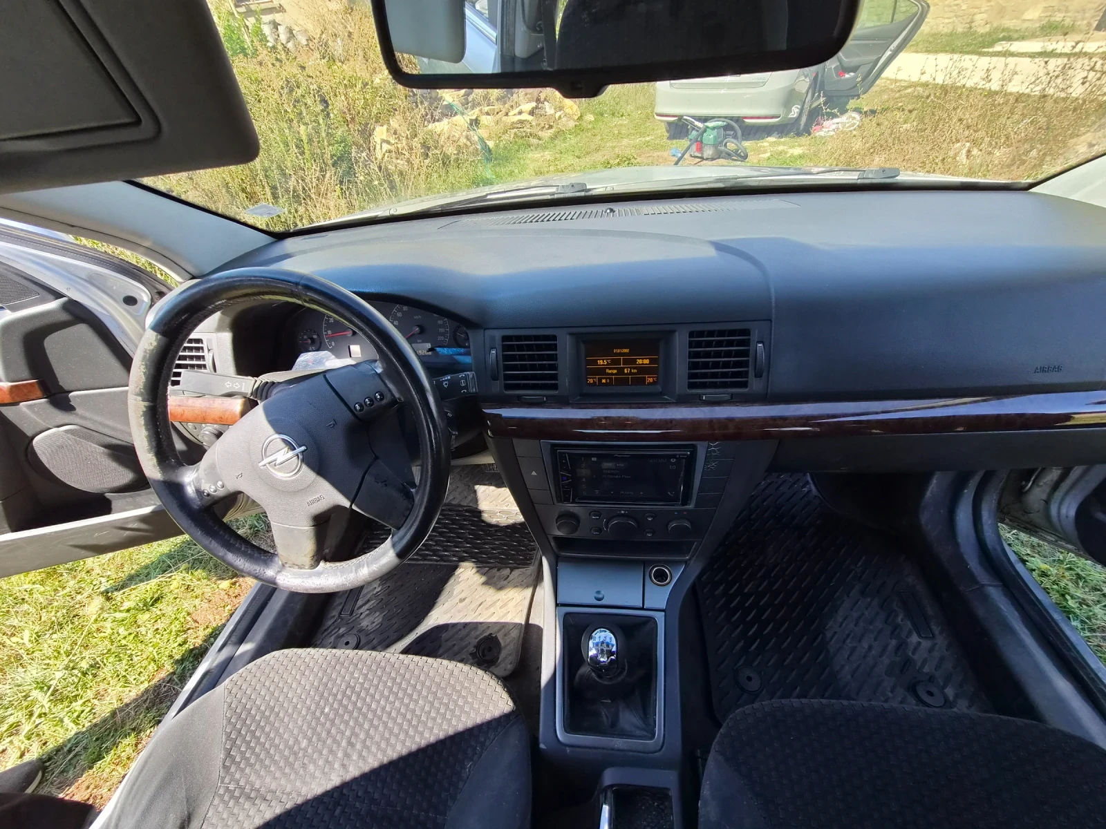 Opel Vectra 1.8 16V, снимка 3 - Автомобили и джипове - 56219089