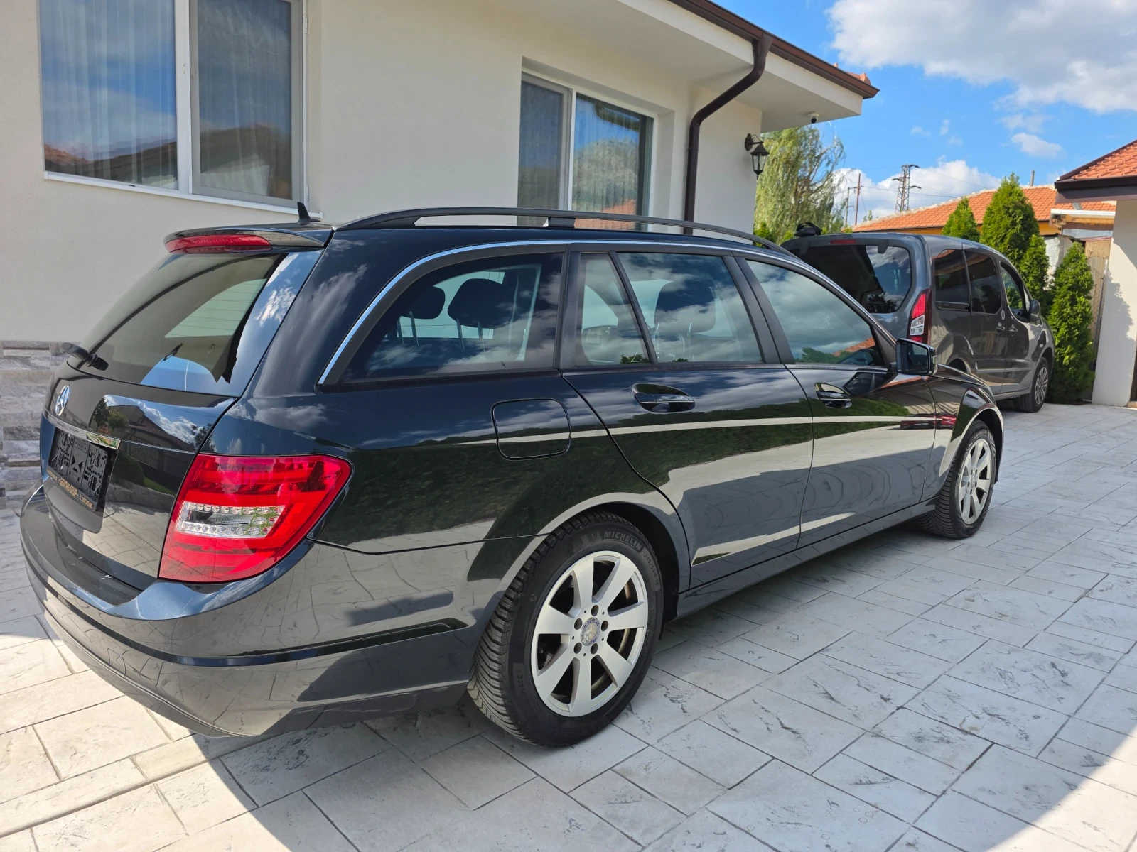 Mercedes-Benz C 180 2.2 CDI , снимка 4 - Автомобили и джипове - 56299693