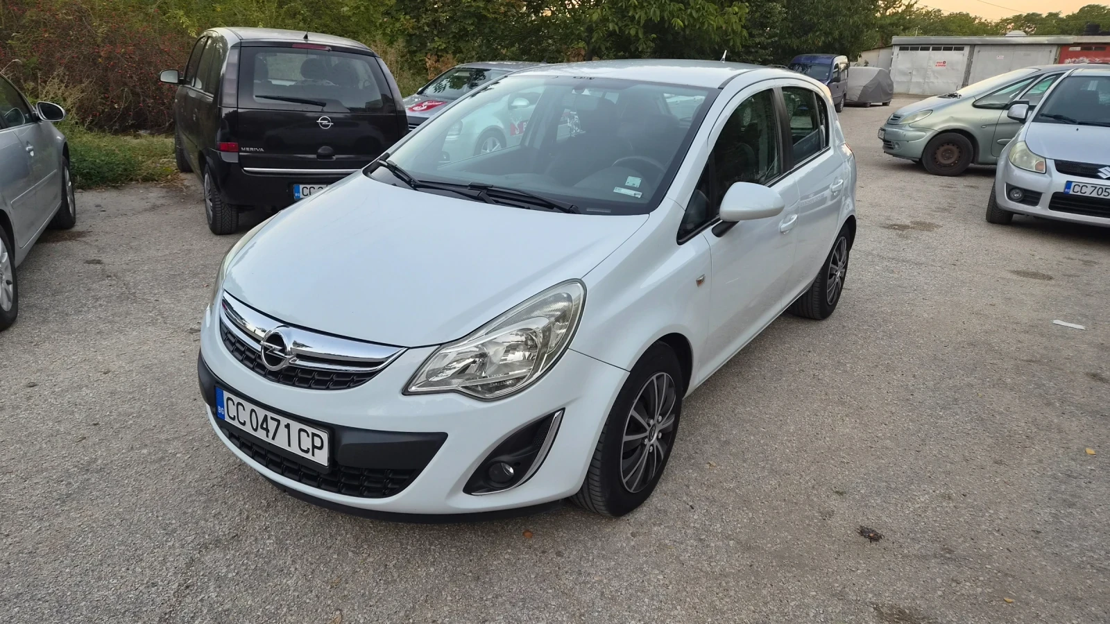 Opel Corsa D 1.2, снимка 2 - Автомобили и джипове - 56373300