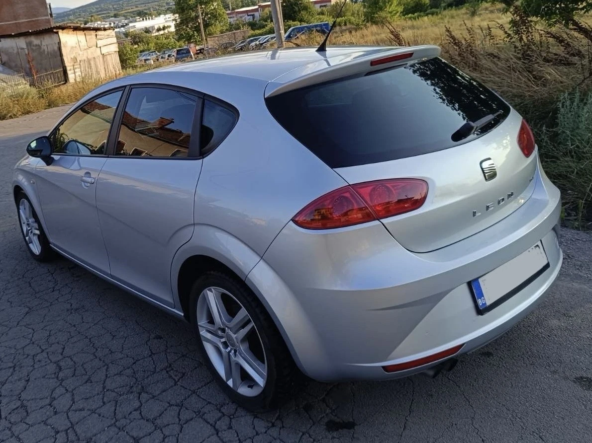 Seat Leon, снимка 3 - Автомобили и джипове - 56484676