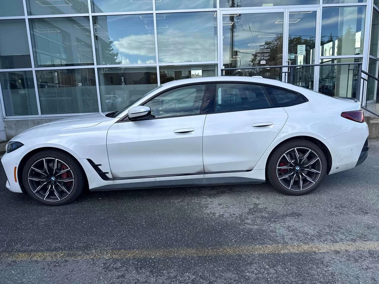 BMW i4 xDrive40 M SPORT | CARFAX | 360  | Mobile.bg � ����������� 3