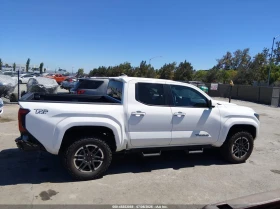 Toyota Tacoma 2.4l Trd Sport, снимка 13