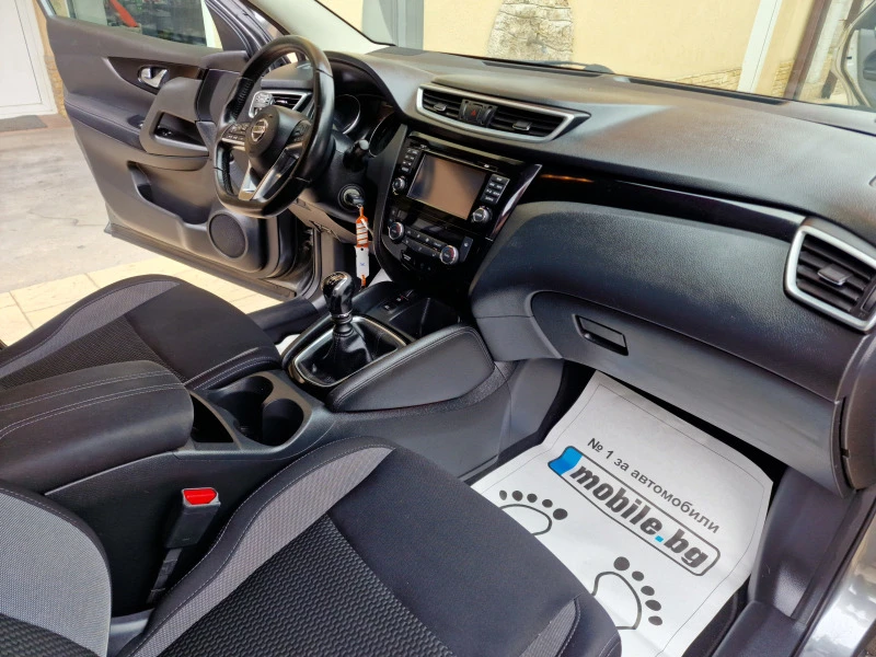 Nissan Qashqai 1.5DCi, снимка 12 - Автомобили и джипове - 46845381