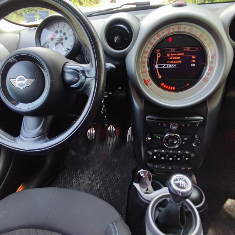 Mini Countryman S* ALL4* 1.6i* SWISS* , снимка 12 - Автомобили и джипове - 47689557