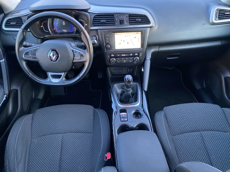 Renault Kadjar 1.5D-LED-NAVI-CAMERA-KEYLESS-EURO6B-120000km!!6ск., снимка 11 - Автомобили и джипове - 49215443