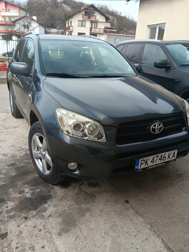 Toyota Rav4, снимка 2 - Автомобили и джипове - 49477408