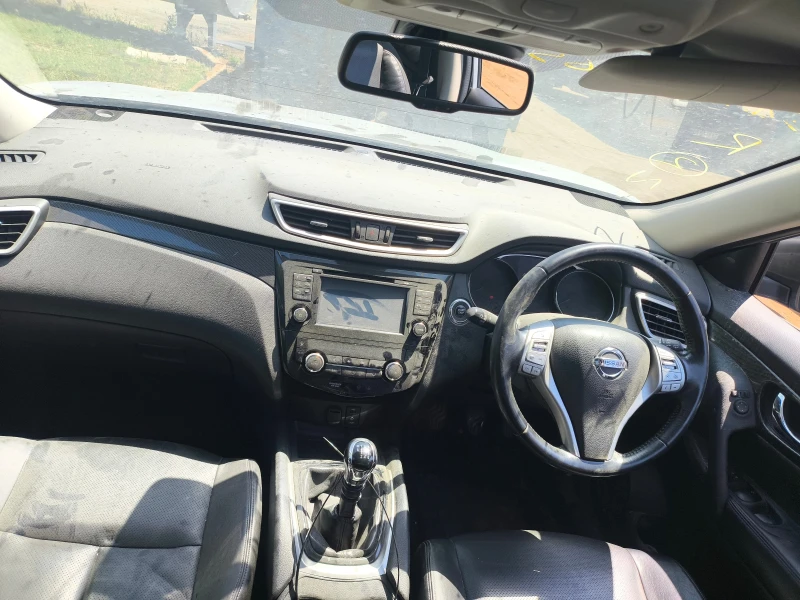 Nissan X-trail 1.6d, снимка 6 - Автомобили и джипове - 50878159