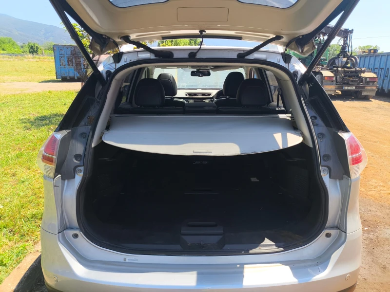 Nissan X-trail 1.6d, снимка 7 - Автомобили и джипове - 50878159