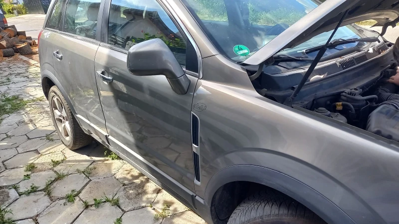 Opel Antara 2.0D 4Х4, снимка 3 - Автомобили и джипове - 52054670