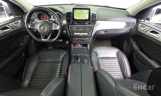 Mercedes-Benz GLE 350 D Coupe AMG 360 Cam Blind Spot Панорама , снимка 7 - Автомобили и джипове - 55674939