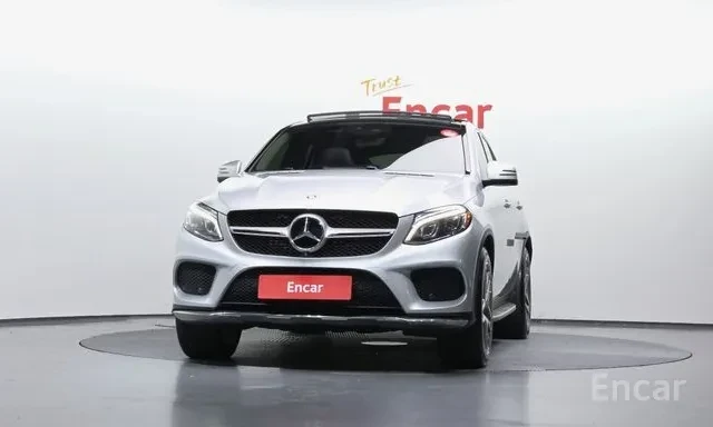 Mercedes-Benz GLE 350 D Coupe AMG 360 Cam Blind Spot Панорама , снимка 2 - Автомобили и джипове - 55674939