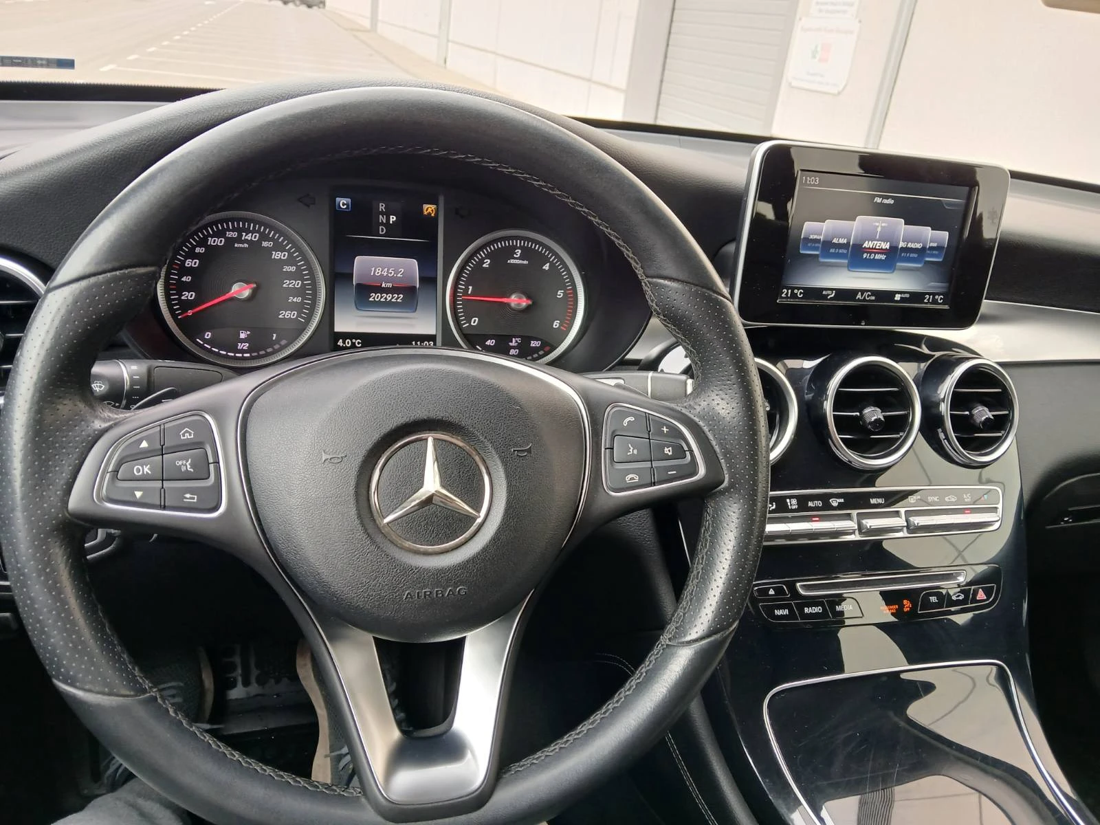 Mercedes-Benz GLC 220 COUPE 9GTRONIК 4MATIC - изображение 5