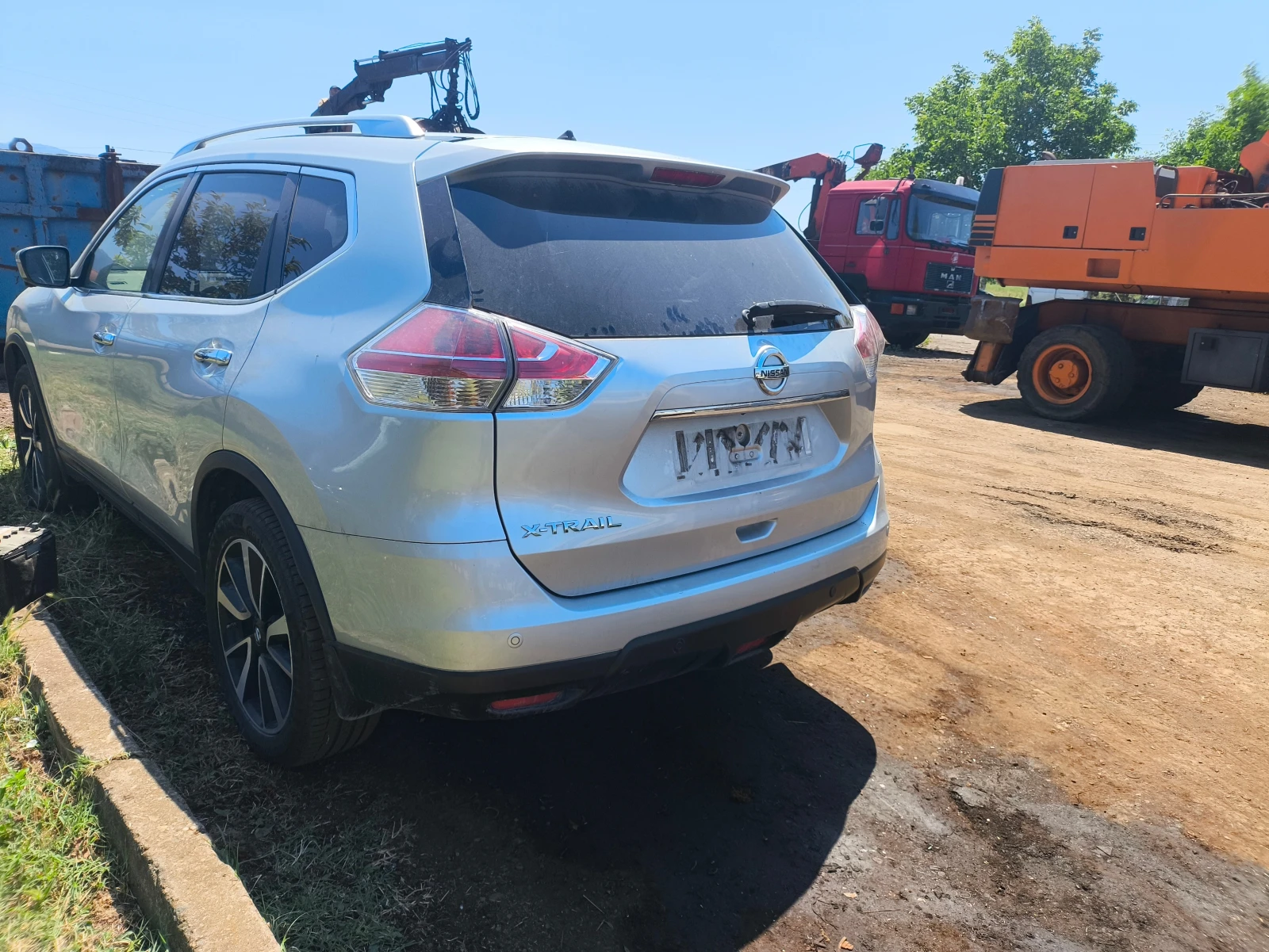 Nissan X-trail 1.6d - изображение 4