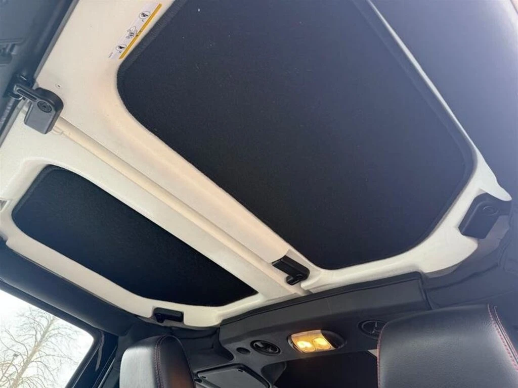 Jeep Wrangler Jk Rubicon  CARFAX | Mobile.bg   17