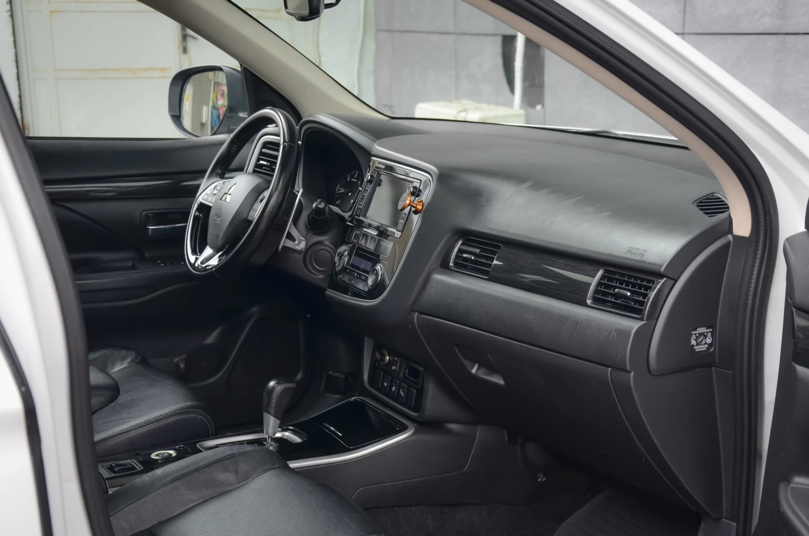 Mitsubishi Outlander 2.2 D | Mobile.bg � ����������� 14