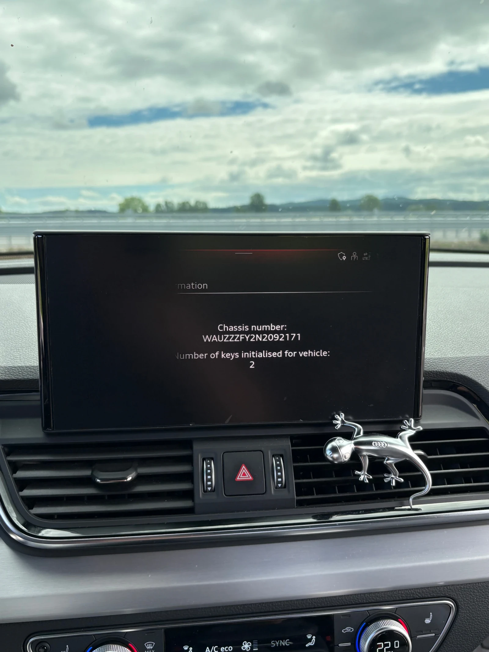 Audi Q5, снимка 12 - Автомобили и джипове - 54621784