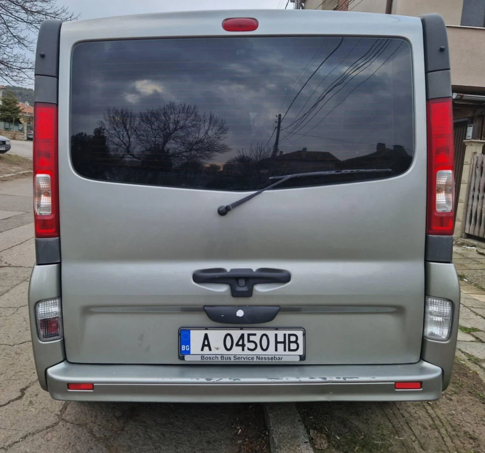 Renault Trafic 2.0 - изображение 9