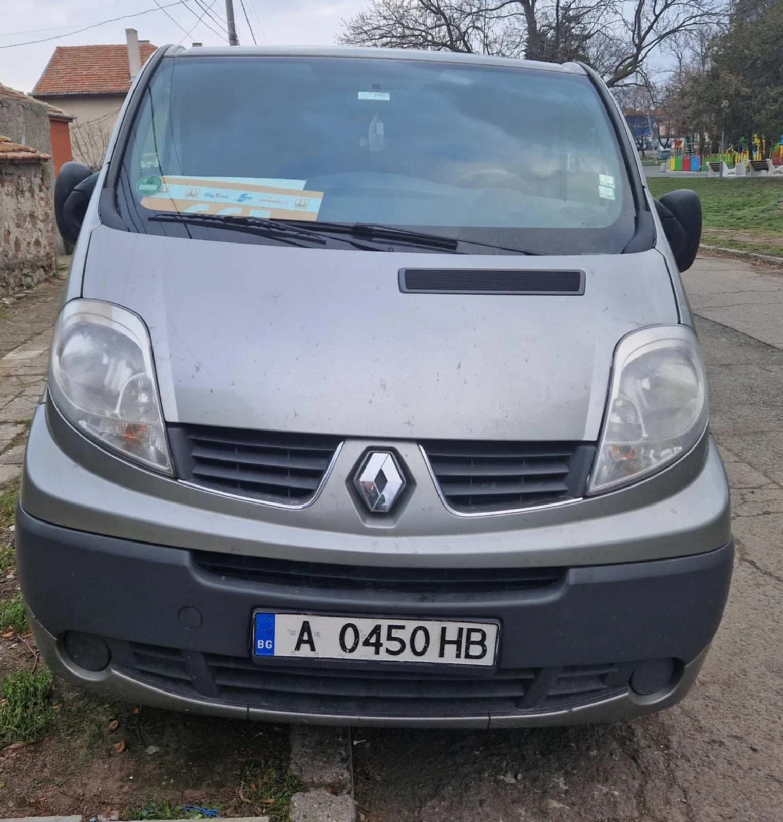 Renault Trafic 2.0 - изображение 10