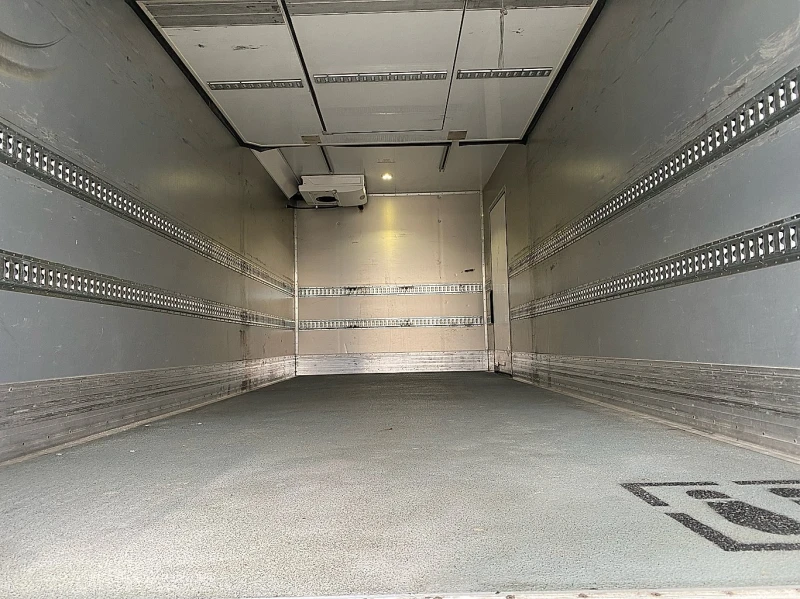 Renault D 210 Bi-temp, снимка 10 - Камиони - 50574808