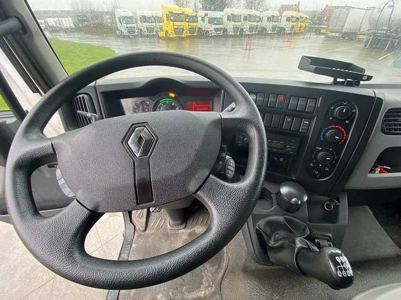 Renault D 210 Bi-temp, снимка 11 - Камиони - 50574808