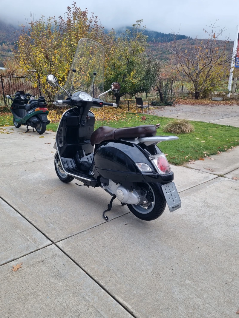 Vespa GTS 200 , снимка 6 - Мотоциклети и мототехника - 47942557