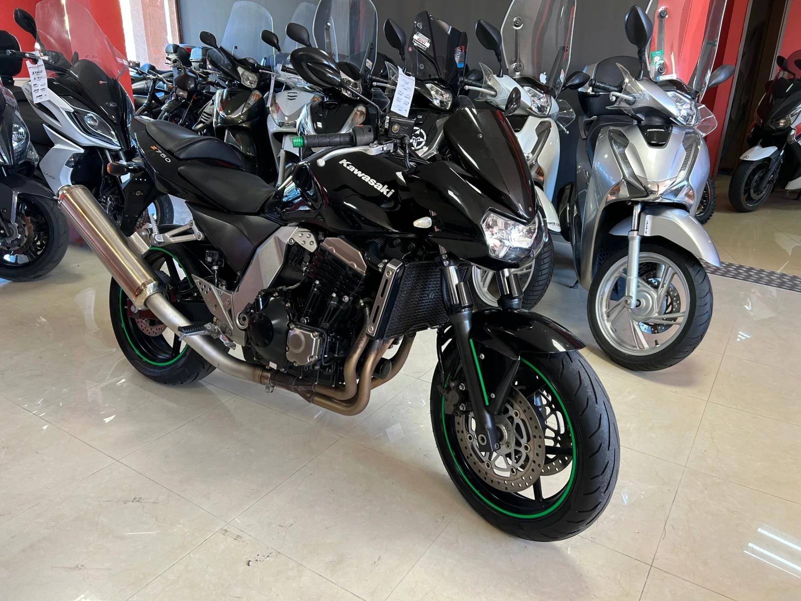 Kawasaki Z Z750 - изображение 2