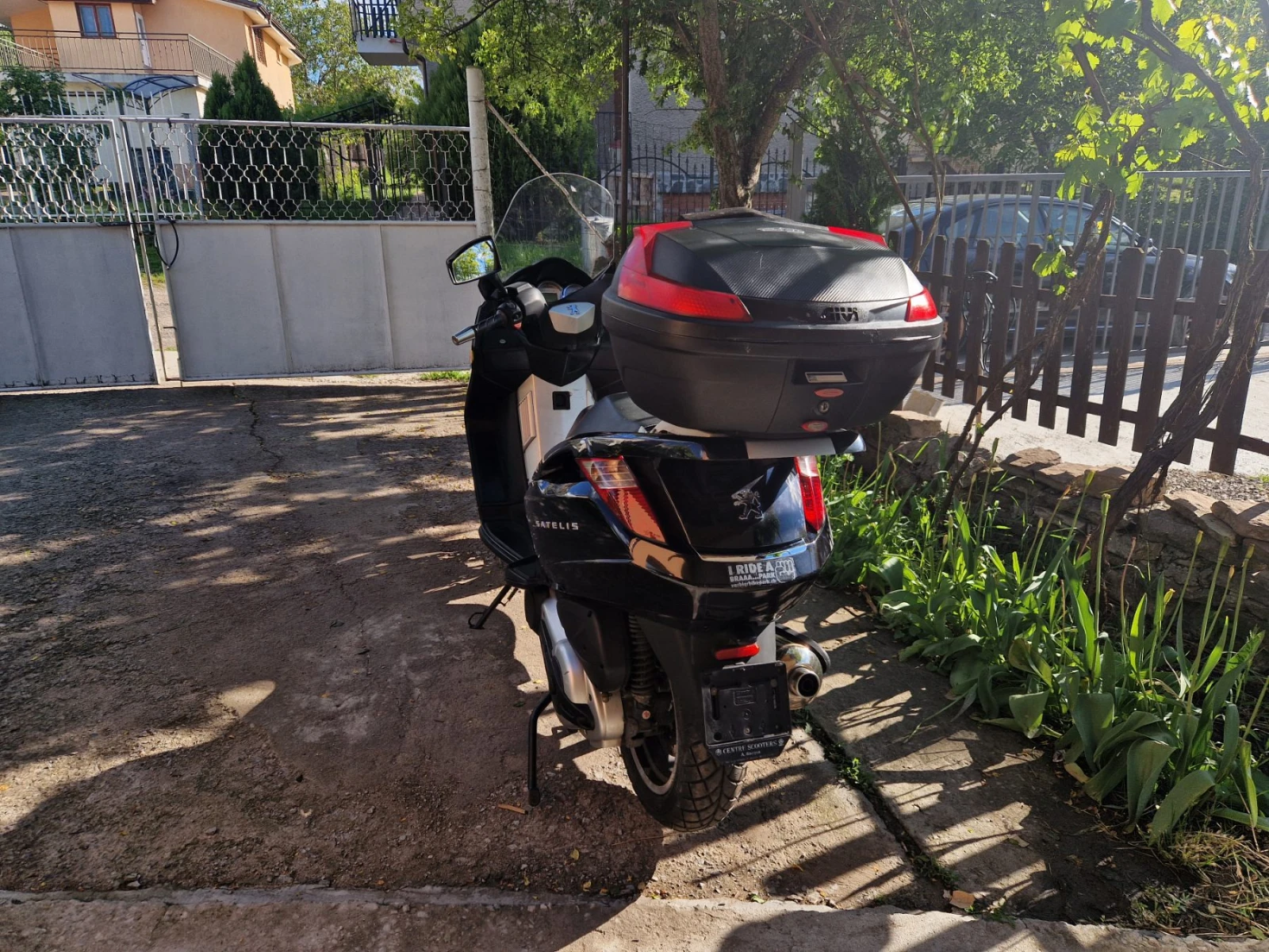 Peugeot Satelis 400 Швейцария - изображение 3
