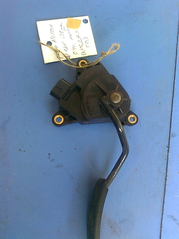 педал газ за Рено Меган 2.0Б 16В