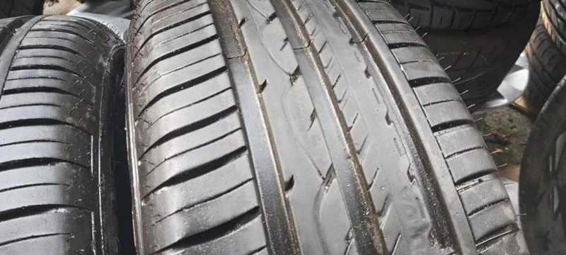 Гуми Летни 195/60R15, снимка 3 - Гуми и джанти - 32787092