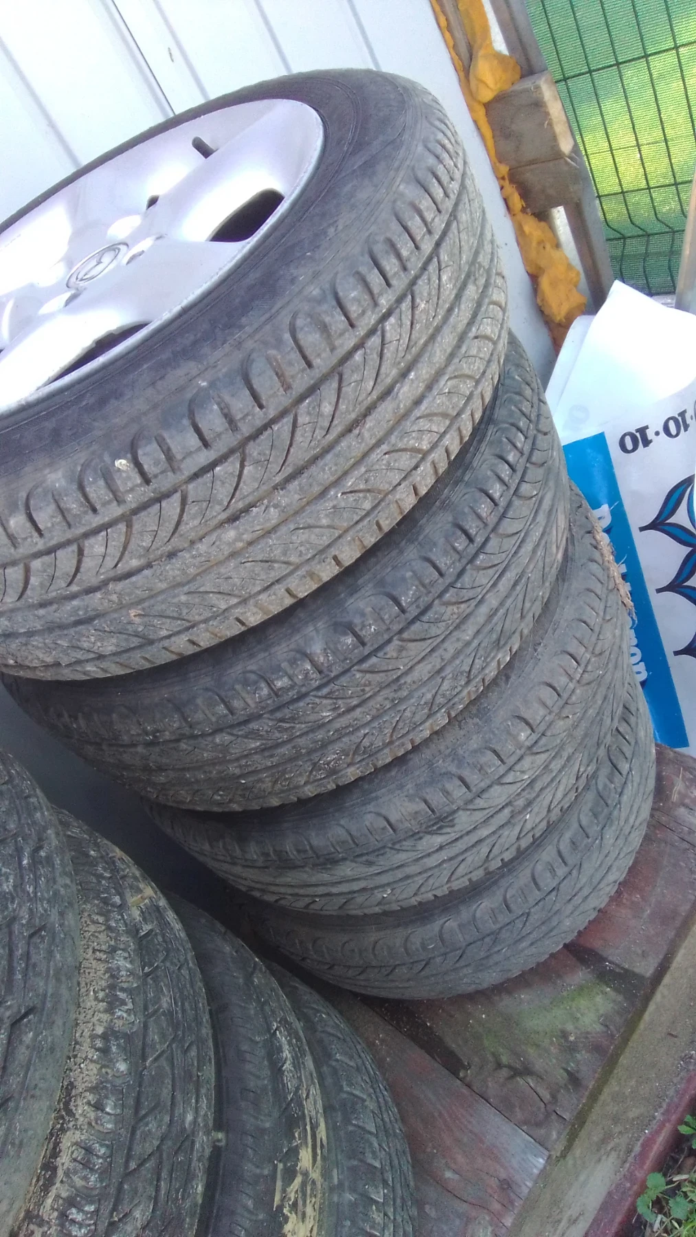 ���� � ������ 185/65R15 �� Mazda 323 | Mobile.bg � ����������� 7