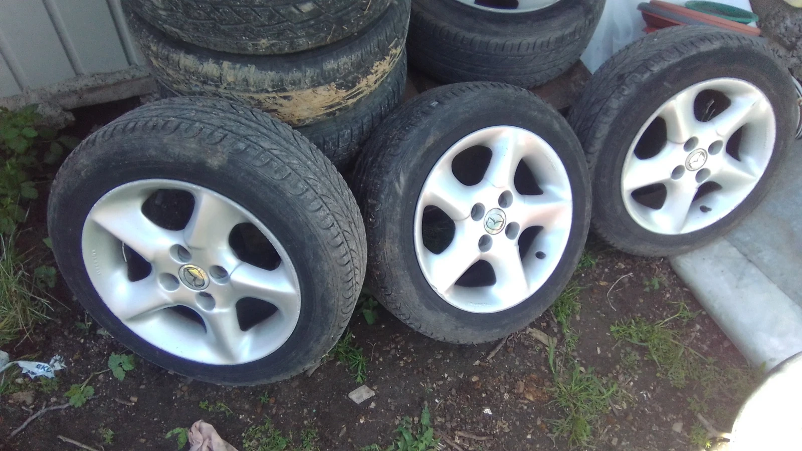 ���� � ������ 185/65R15 �� Mazda 323 | Mobile.bg � ����������� 6