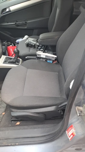 Opel Astra 1.7 Cdti 101 hp, снимка 10