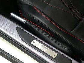 Aston Martin Db9, снимка 13