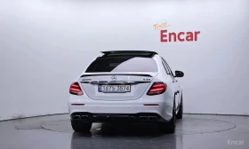 Mercedes-Benz E 63 AMG *  4MATIC+ * КАРБОН* МАСАЖИ* ПОДГРЕВ* ОБДУХВАНЕ* , снимка 4