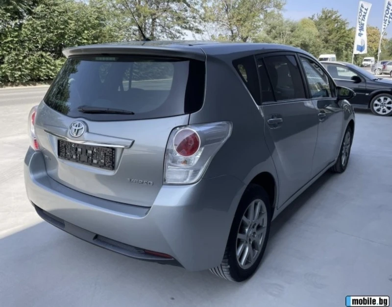 Toyota Verso Toyota Verso 1.6i-132к.с.Panorama, Camera, Navi, 7, снимка 8 - Автомобили и джипове - 45324958