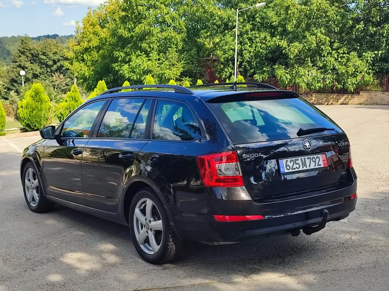 Skoda Octavia 2.0tDI 4X4 ШВЕЙЦАРИЯ , снимка 8 - Автомобили и джипове - 46828842