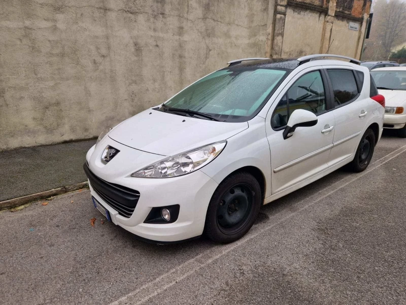 Peugeot 207 1, 6, снимка 2 - Автомобили и джипове - 47884167