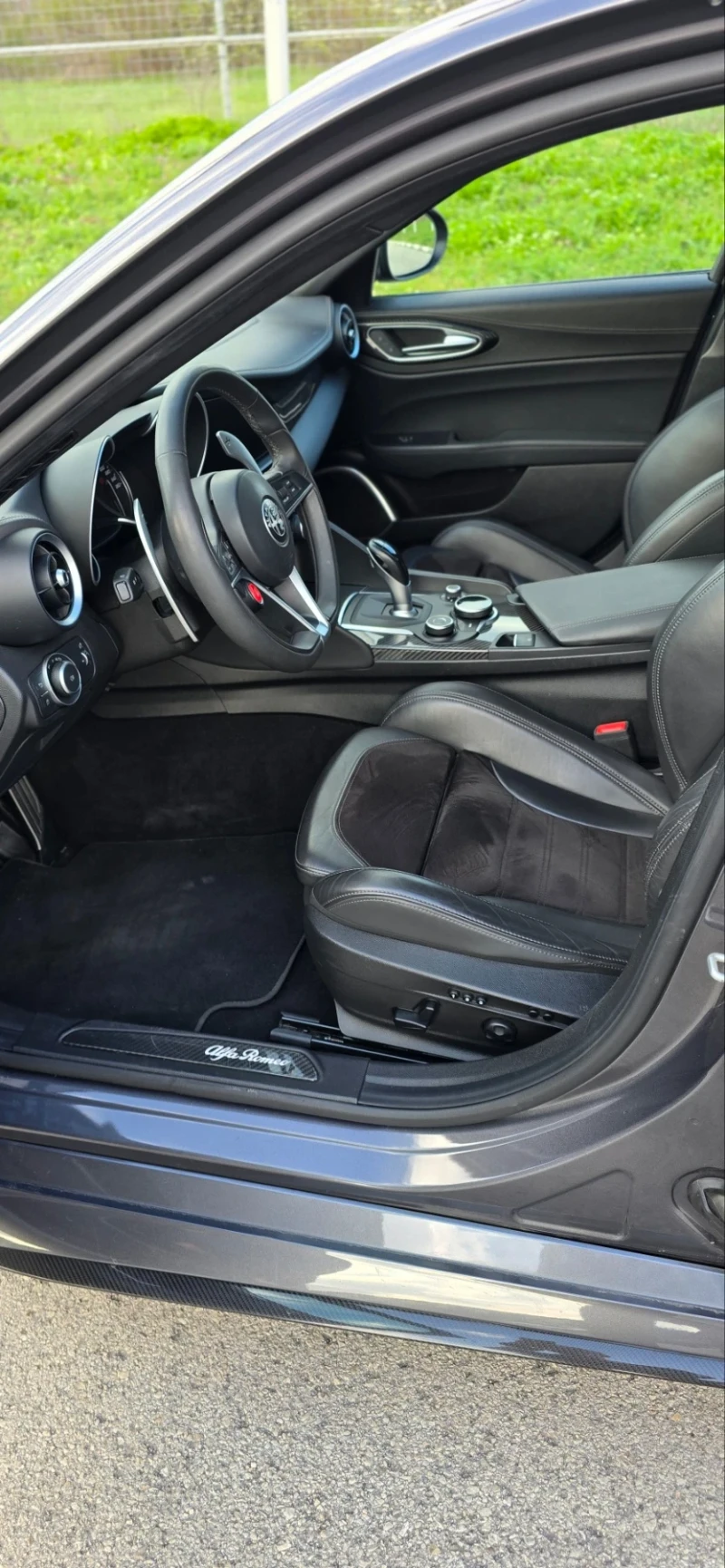 Alfa Romeo Giulia  2.2 veloce carbon steel 66000km.Промоция до края , снимка 8 - Автомобили и джипове - 51347961