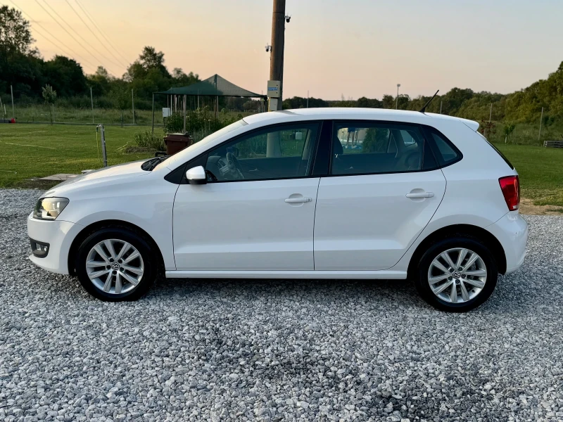 VW Polo 2012 ИТАЛИЯ НАПЪЛНО ОБСЛУЖЕН, снимка 6 - Автомобили и джипове - 50667489