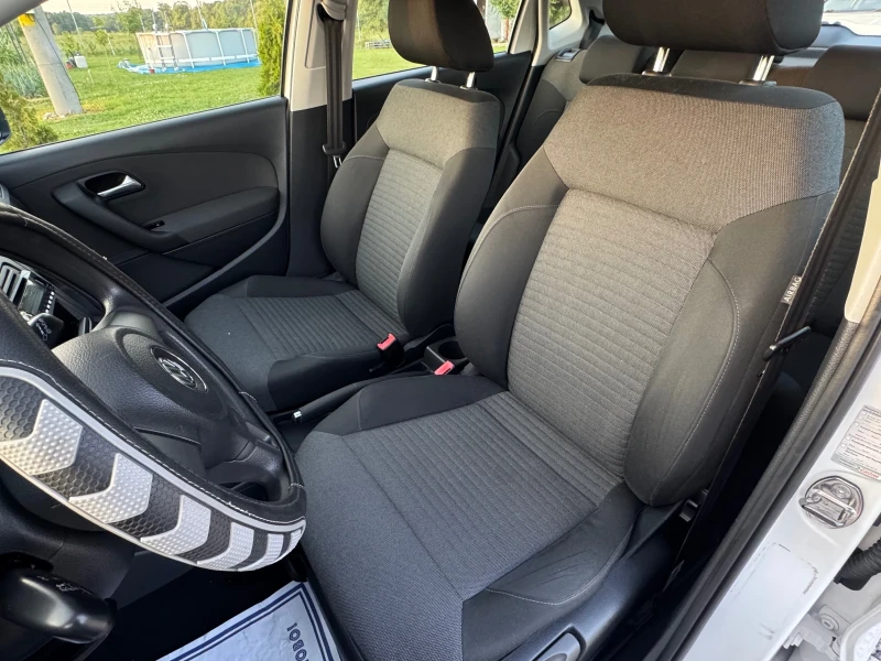 VW Polo 2012 ИТАЛИЯ НАПЪЛНО ОБСЛУЖЕН, снимка 13 - Автомобили и джипове - 50667489