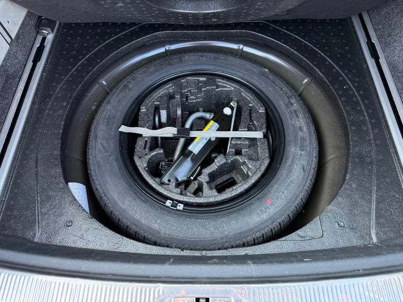 Skoda Superb 2.0TDI 170К.С CFG DSG на части, снимка 13 - Автомобили и джипове - 51070236