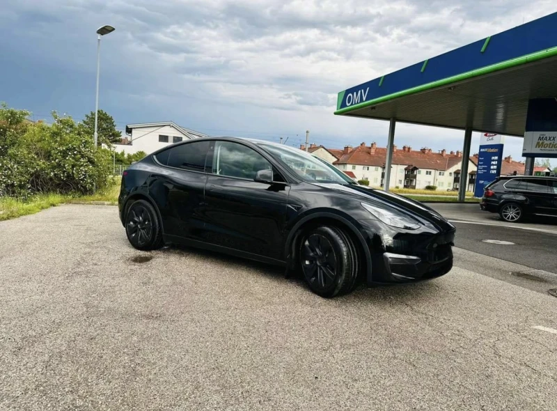 Tesla Model Y Long Range, снимка 3 - Автомобили и джипове - 52870757