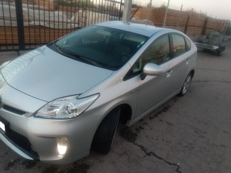 Toyota Prius LPG, снимка 8 - Автомобили и джипове - 52878194