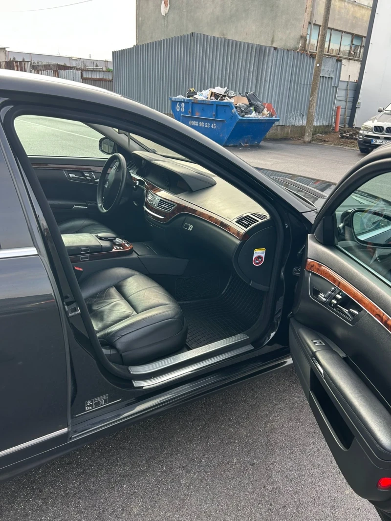 Mercedes-Benz S 320 Лимузина, снимка 8 - Автомобили и джипове - 53297059