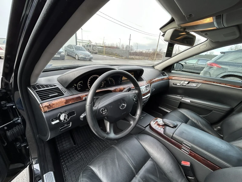 Mercedes-Benz S 320 Лимузина, снимка 13 - Автомобили и джипове - 53297059